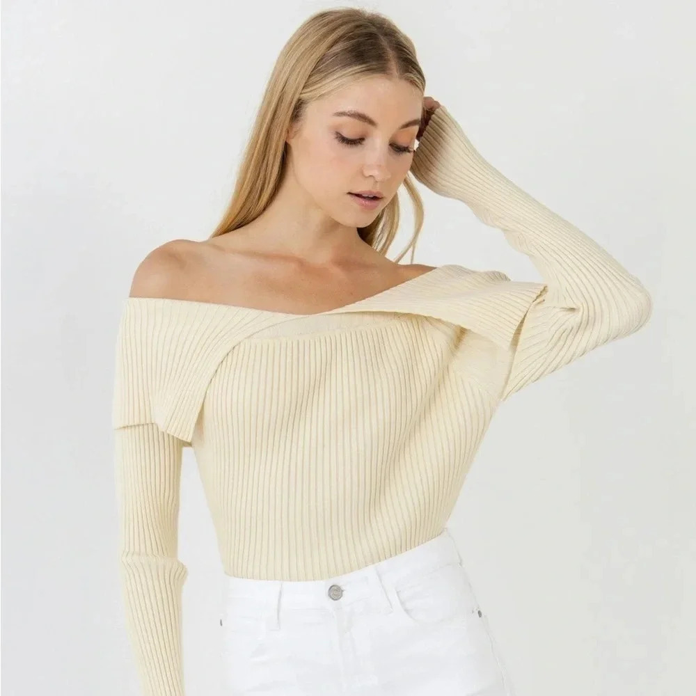 NWOT ENDLESS ROSE Ribbed Sweater Off The Shoulder Cream, Size L